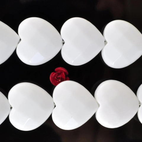 22 pcs of Ceramic faceted heart beads in 18x18mm
