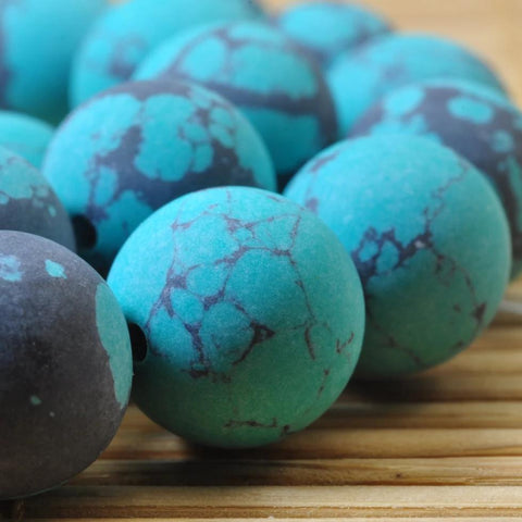 37 pcs of Green Turquoise matte round beads in 10 mm