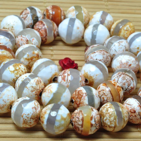 32 pcs of Retro Agate OneLine faceted round beads in 12mm
