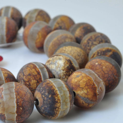37 pcs of Retro Agate OneLine matte round beads in 10mm