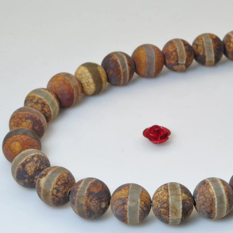 37 pcs of Retro Agate OneLine matte round beads in 10mm