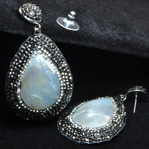 YesBeads Earrings white MOP shell pave rhinestone crystal bead stud dangle earrings drop shape whoelesale jewelry