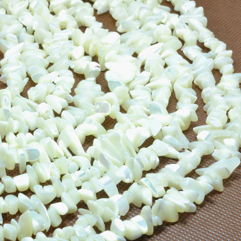 YesBeads 35 inches Natural MOP white mother of pear shell smooth pebble chip beads wholesale gemstone 5-9mm