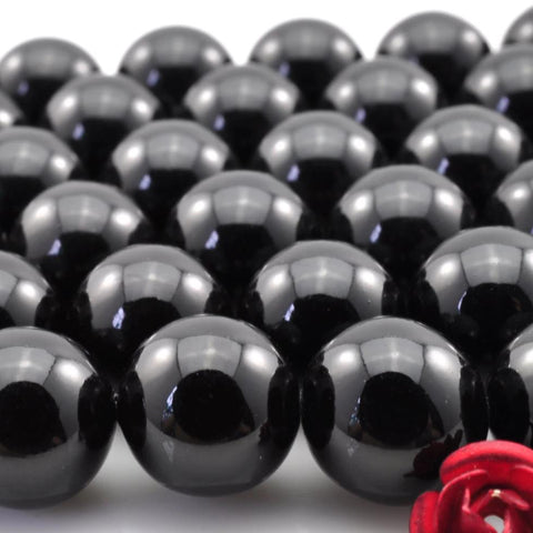 39 pcs of solid color Shell Pearl smooth round beads in 10mm