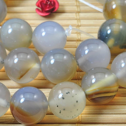 38 pcs of Natural Grey Agate smooth round beads in 10mm