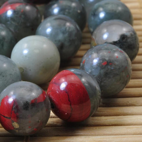37 pcs of Natural Africa Iron Blood Stone smooth round beads in 10mm