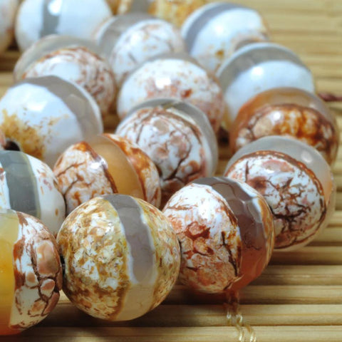 32 pcs of Retro Agate OneLine faceted round beads in 12mm