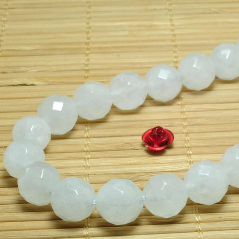 37 pcs of Natural white  Jade faceted round beads in 10mm （64 Face)